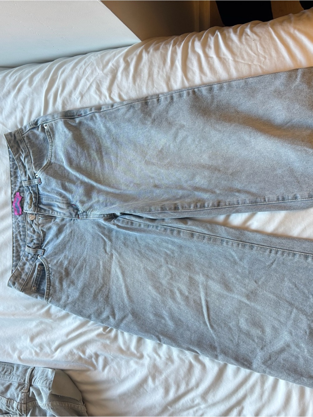 Edikted Low Rise Baggy Jean